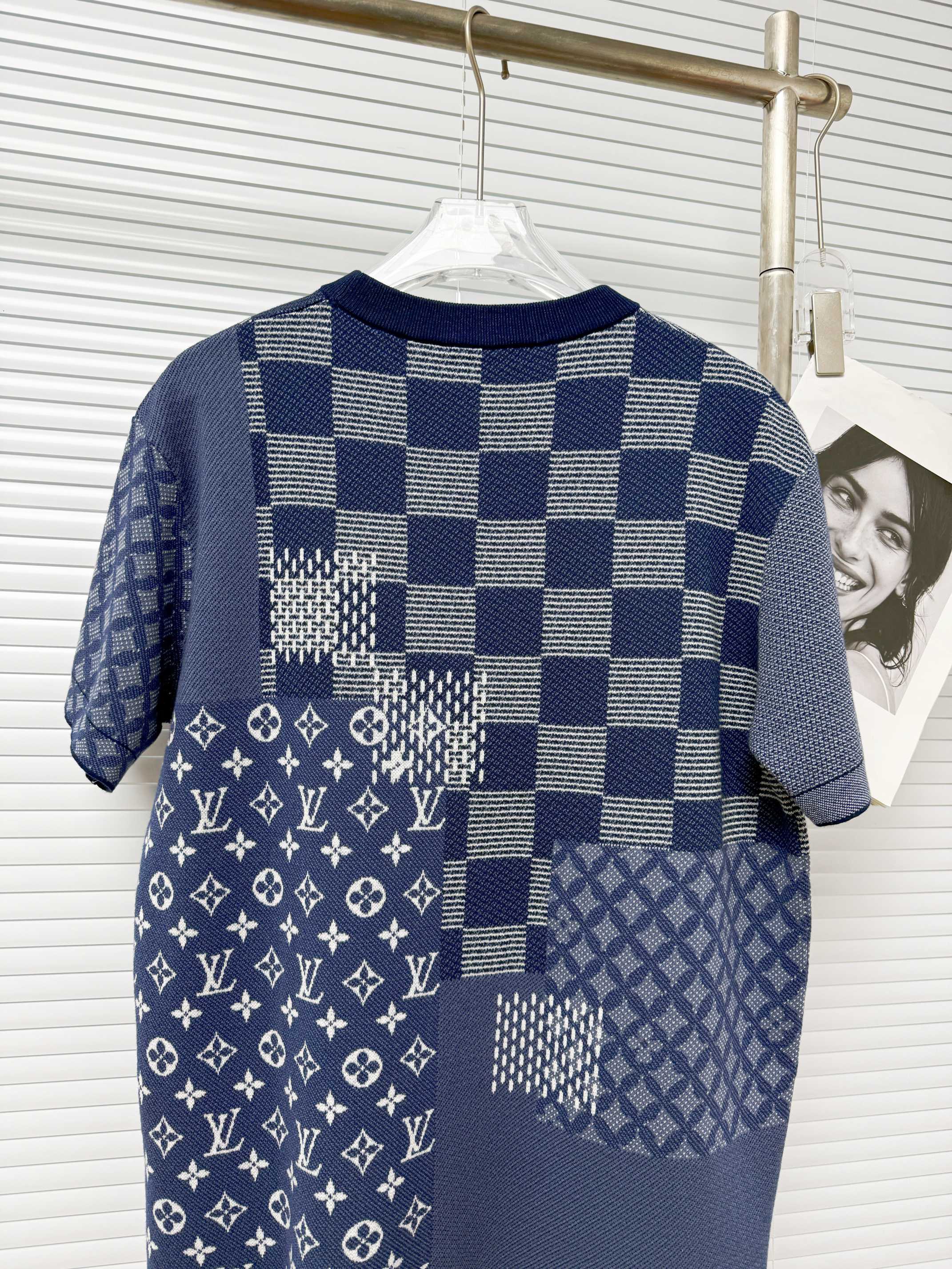 LOUIS VUITTON 루이비통 다미에 모노그램 패치워크 코튼 반팔 티셔츠 12