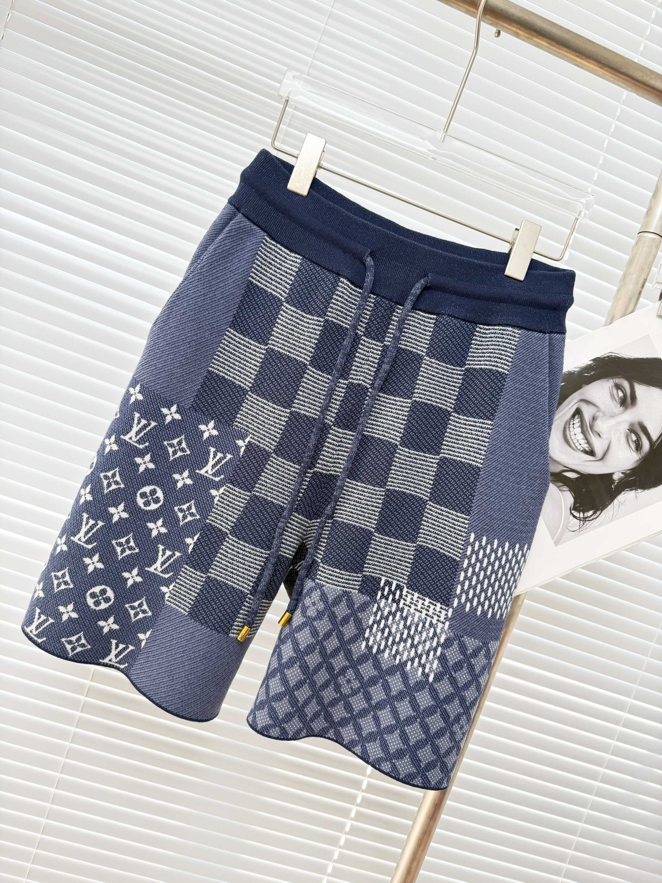 Louis Vuitton 루이비통 다미에 패턴 니트 쇼츠 17