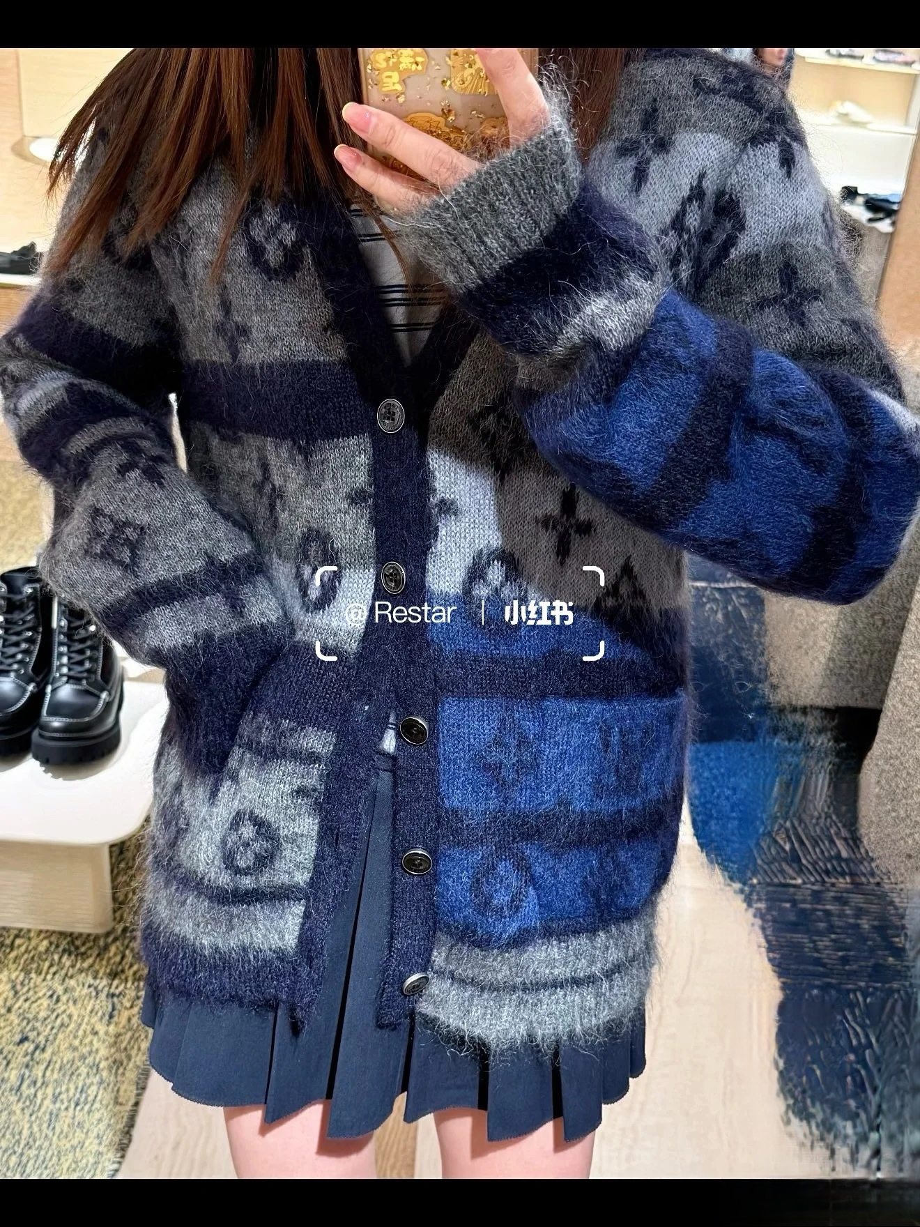 LOUIS VUITTON 루이비통 마해모 헤어플라워 니트 가디건 6