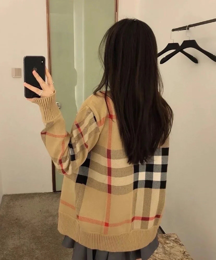 BURBERRY 버버리 체크 패턴 울 블렌드 오버사이즈 가디건 13