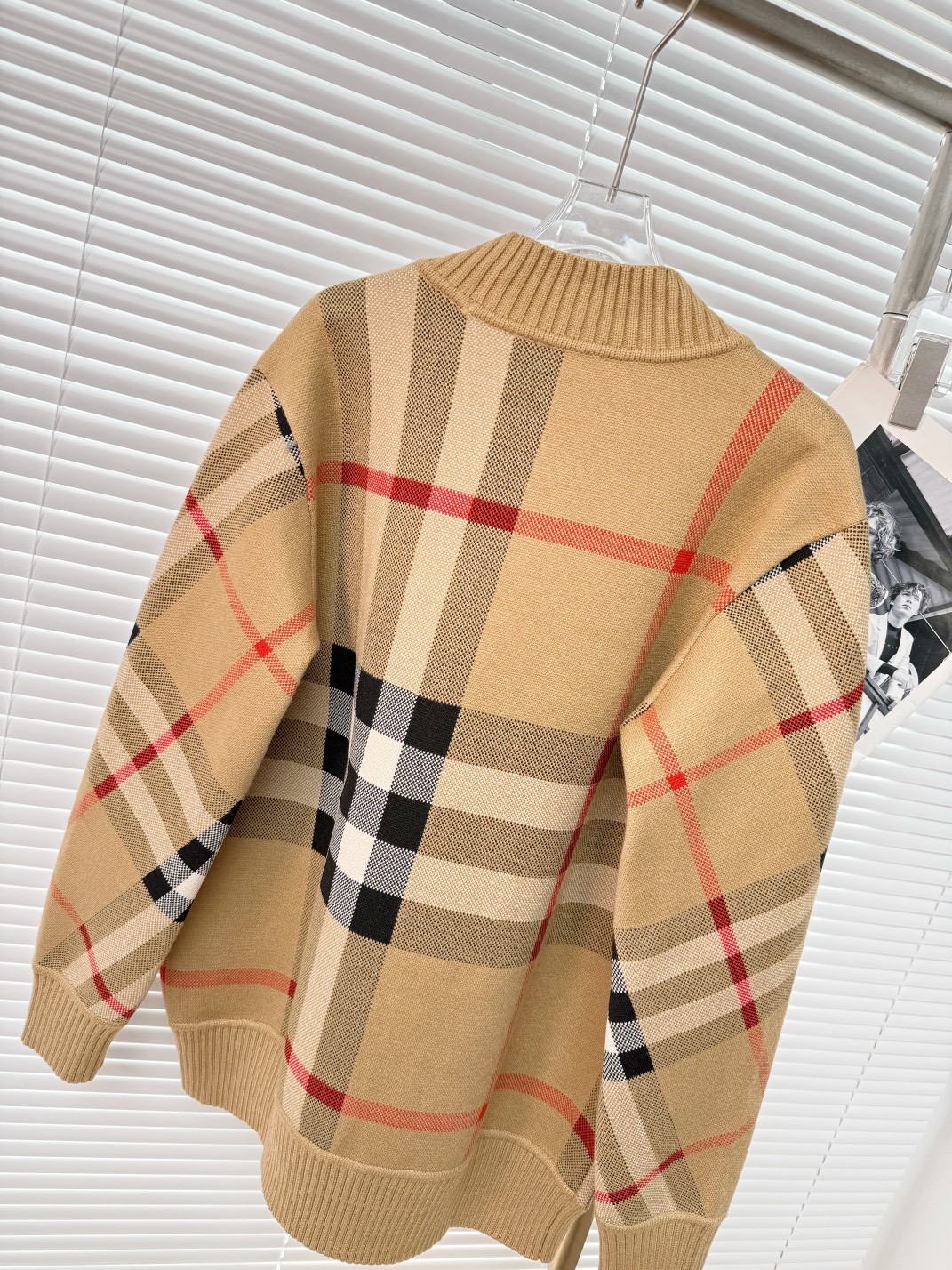 BURBERRY 버버리 체크 패턴 울 블렌드 오버사이즈 가디건 26