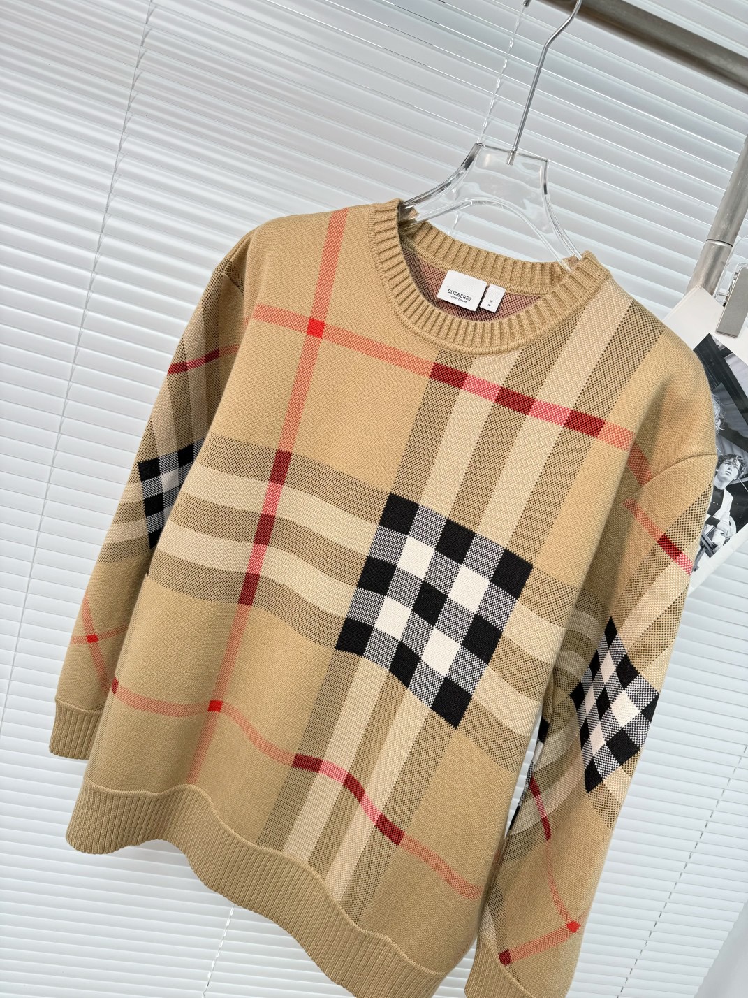 BURBERRY 버버리 클래식 체크 오버핏 라운드 니트 스웨터 20