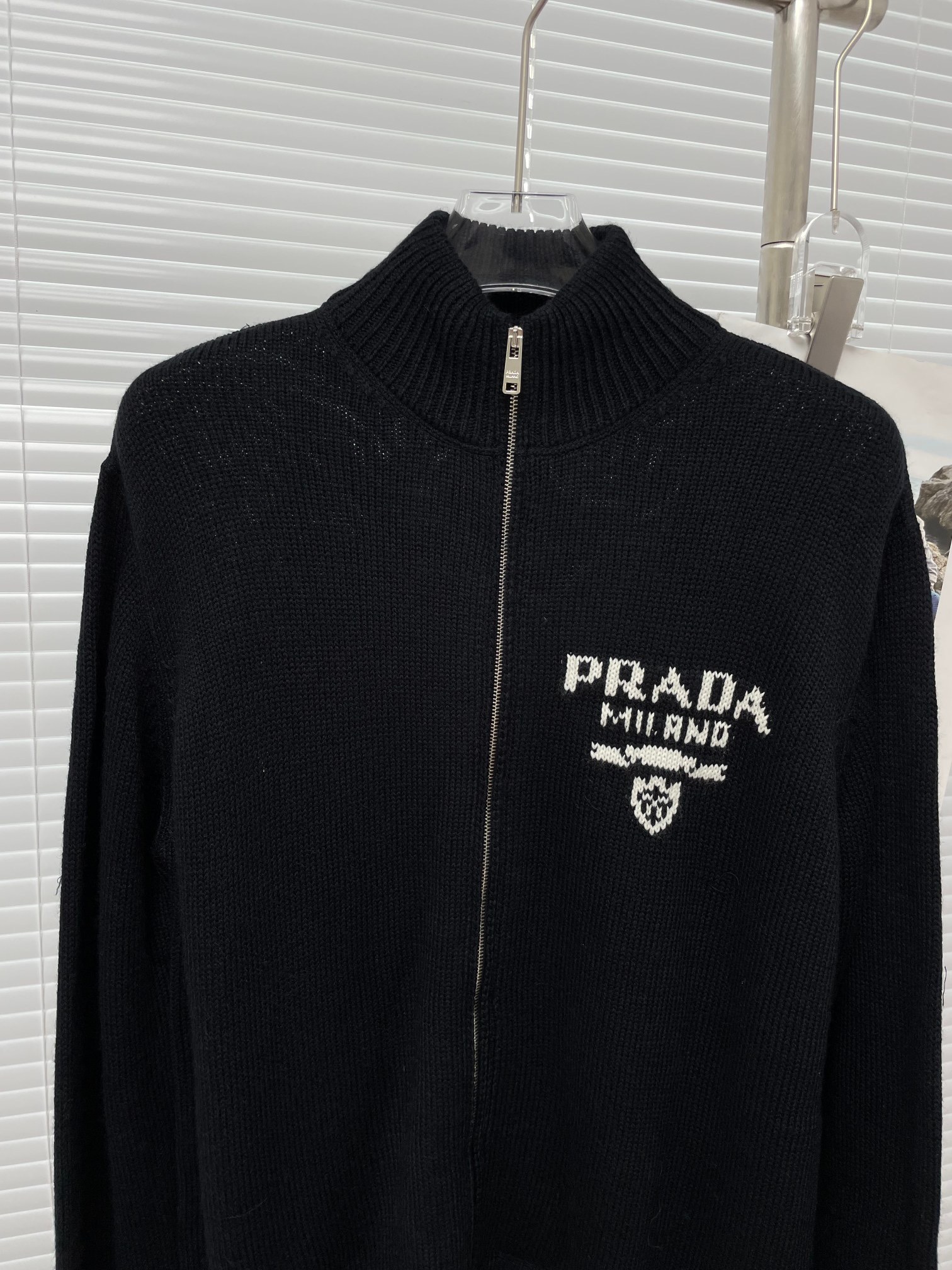 PRADA 프라다 울 혼방 집업 하이넥 니트 자켓 9