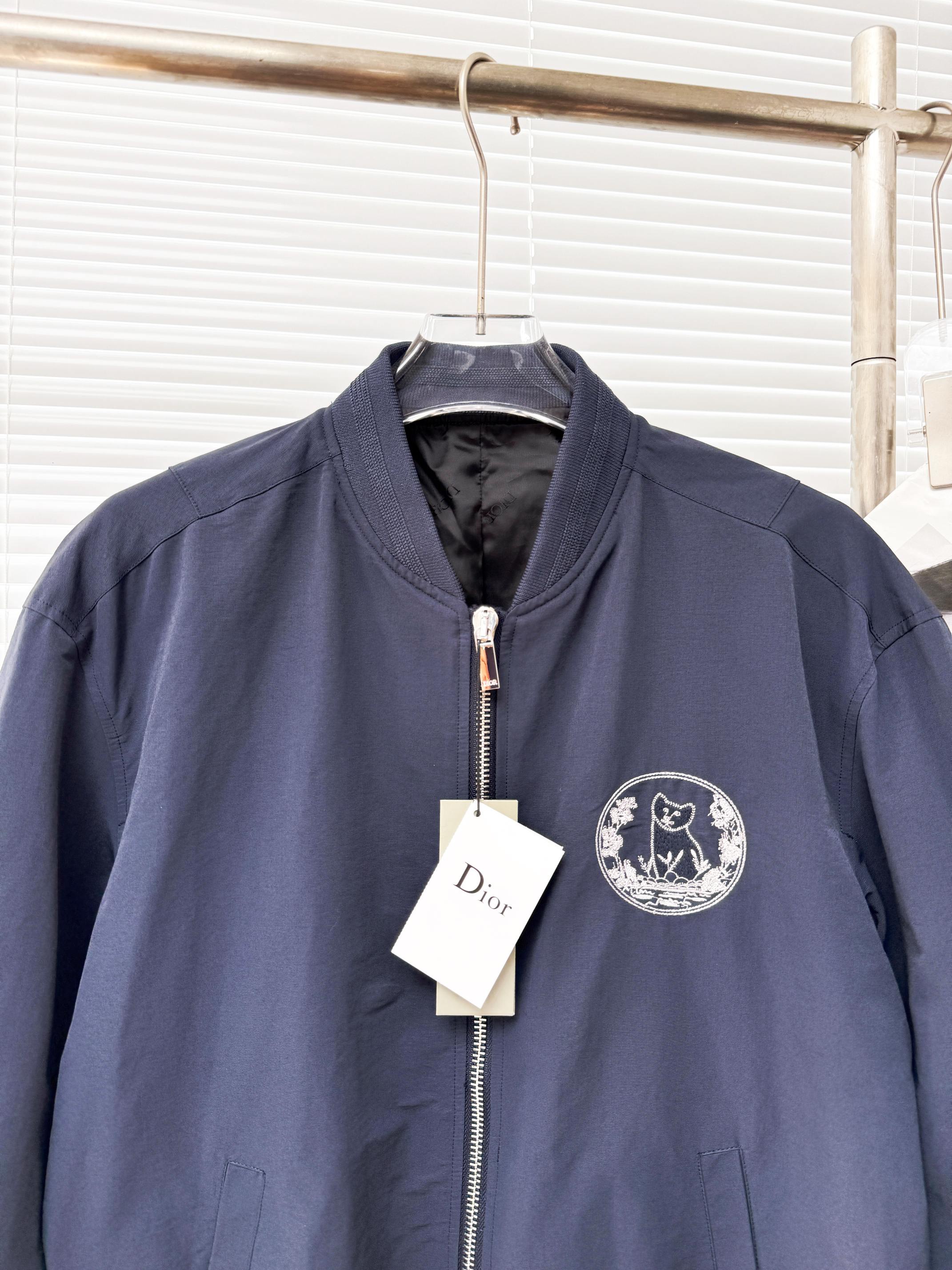 Dior 디올 × Hylton Nel 협업 ‘For My Real Friends’ 자수 봄버 재킷 11