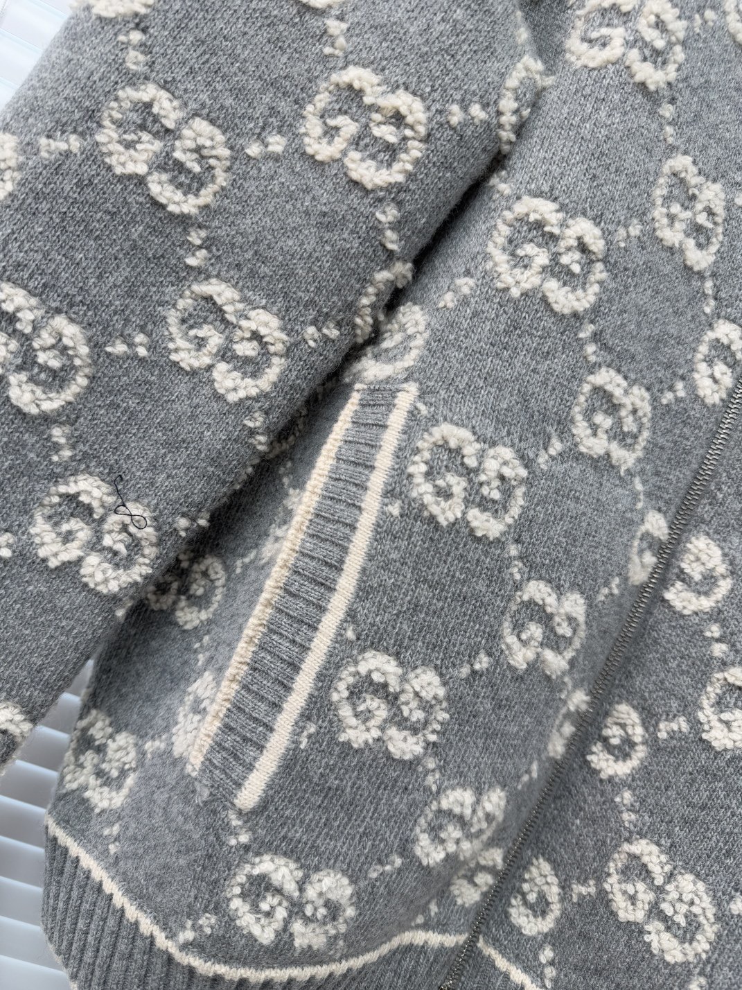 GUCCI 구찌 GG 자카드 울 니트 집업 23