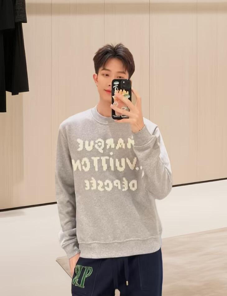 LOUIS VUITTON 루이비통 마르끄 루이비통 뎁세 회색 자수 로고 맨투맨 12