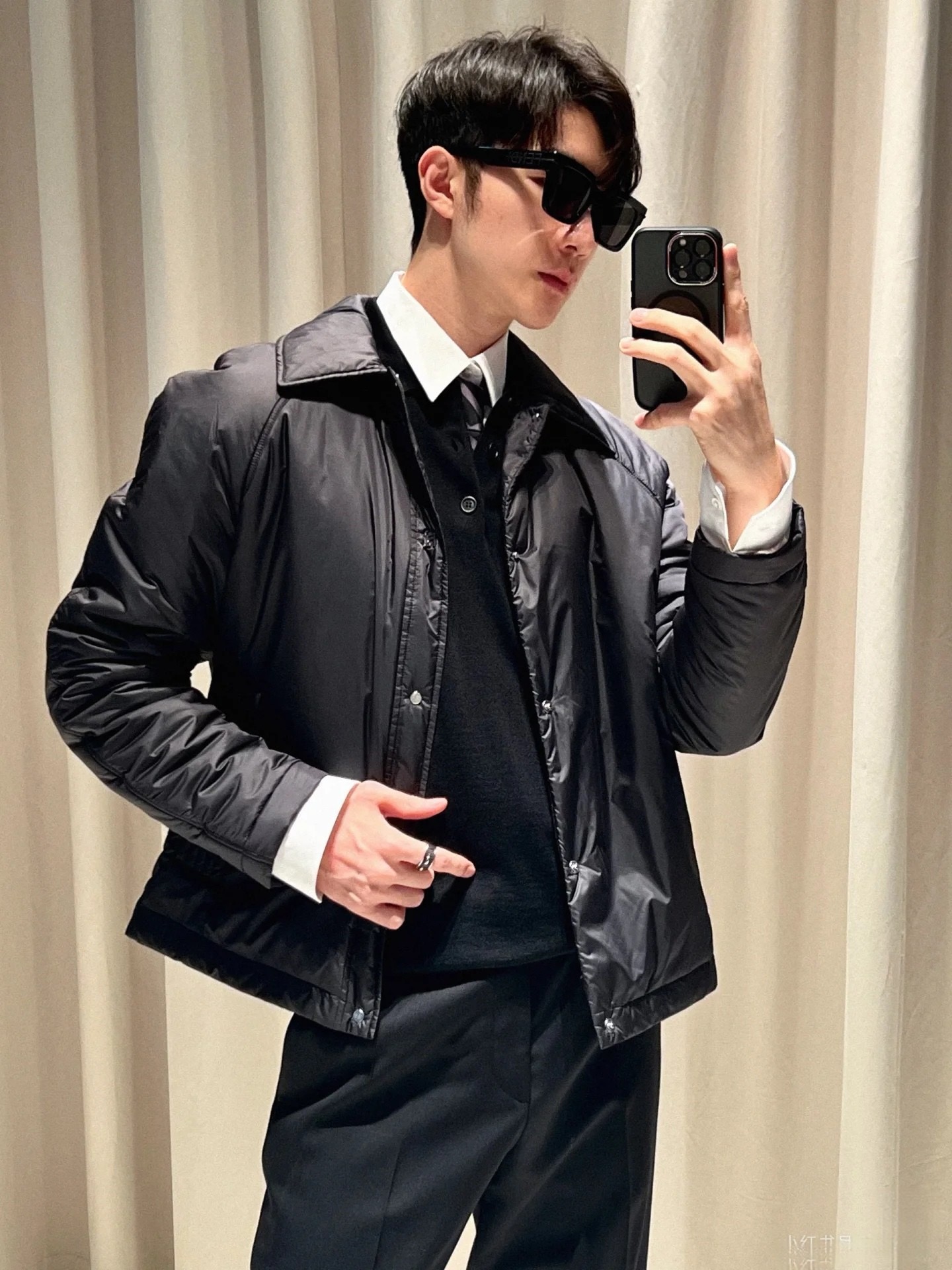 FENDI 펜디 FF 안감 디테일 블랙 와이드핏 자켓 2