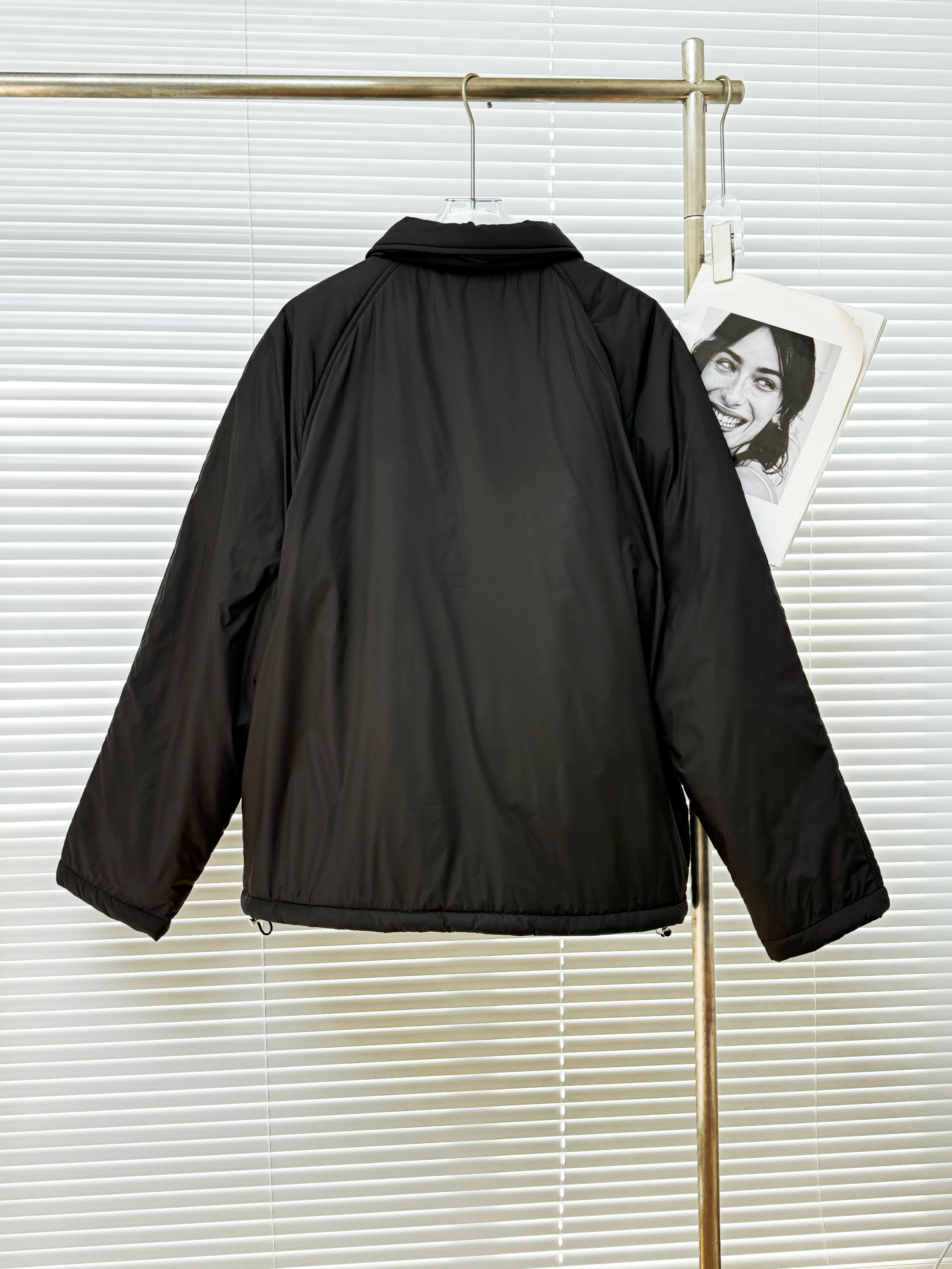 FENDI 펜디 FF 안감 디테일 블랙 와이드핏 자켓 11