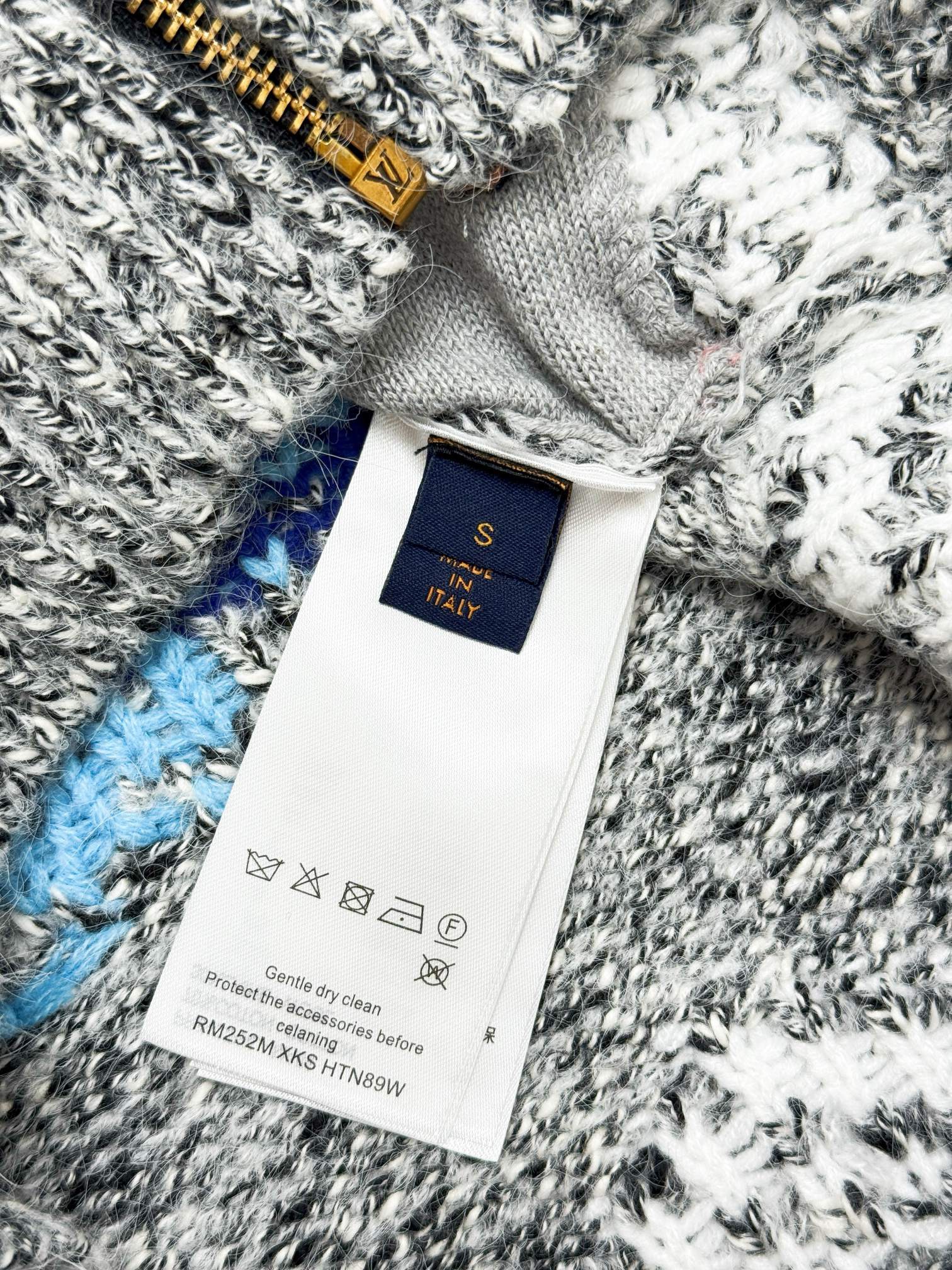 Louis Vuitton 루이비통 x NIGO 25FW 울 블렌드 집업 니트 후드 자켓 19