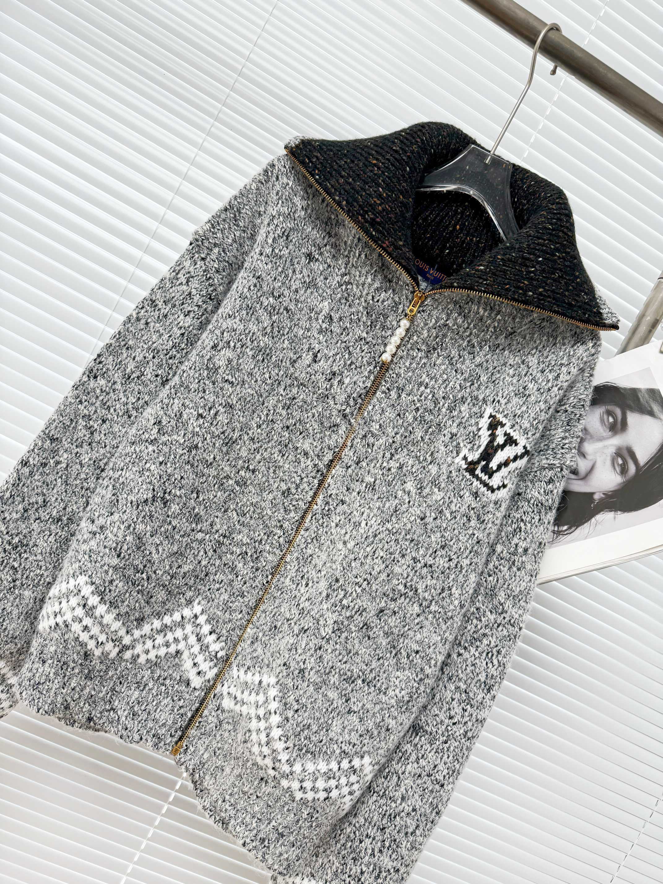 Louis Vuitton 루이비통 x NIGO 25FW 울 블렌드 집업 니트 후드 자켓 20