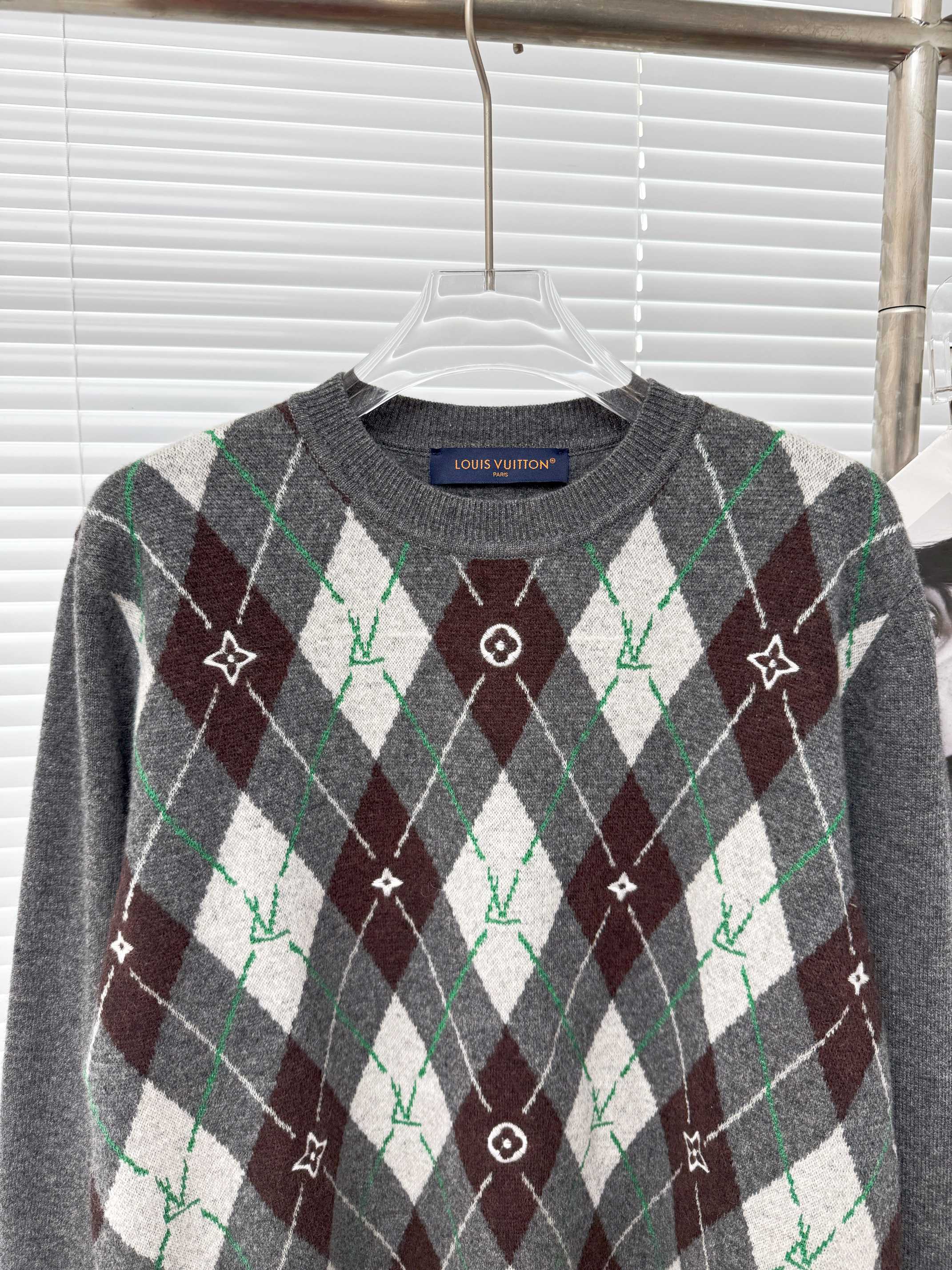 Louis Vuitton 루이비통 아가일 자카드 울 니트 스웨터 13