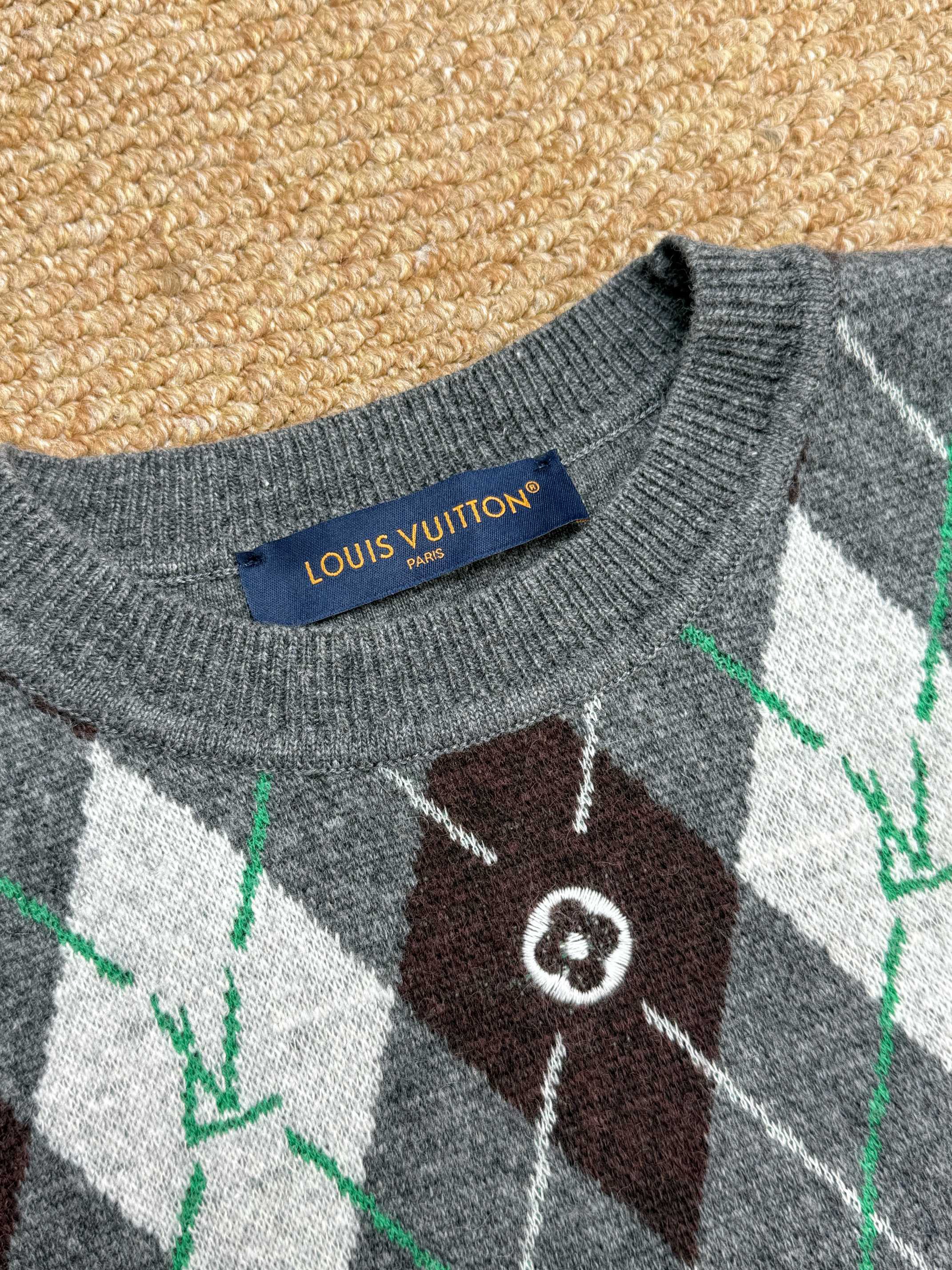 Louis Vuitton 루이비통 아가일 자카드 울 니트 스웨터 18