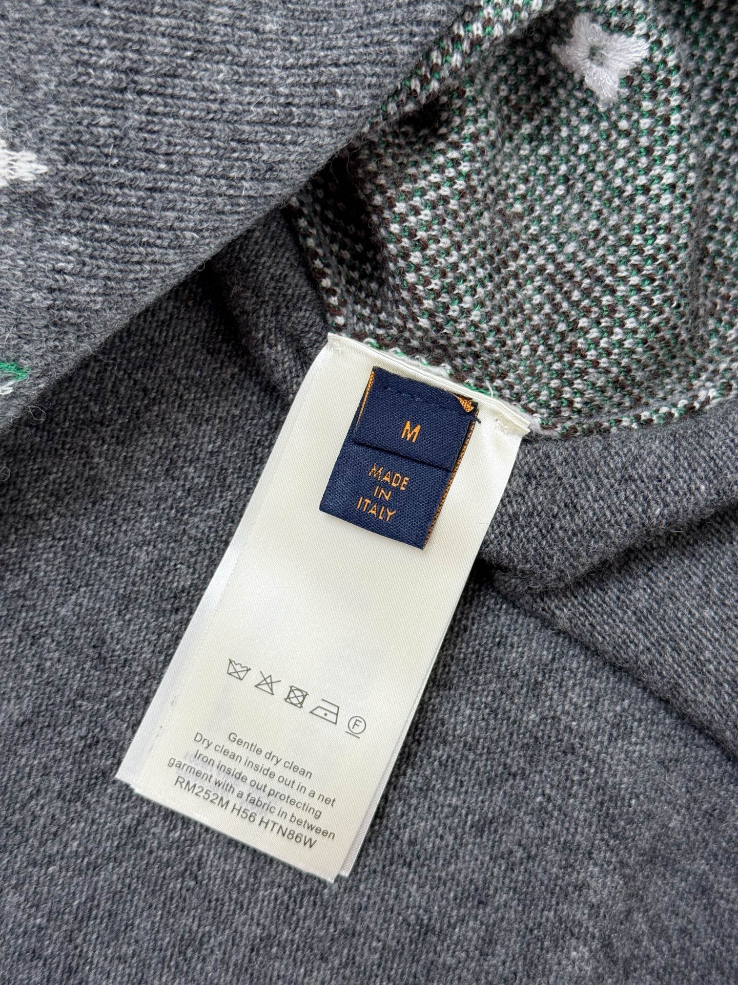 Louis Vuitton 루이비통 아가일 자카드 울 니트 스웨터 19