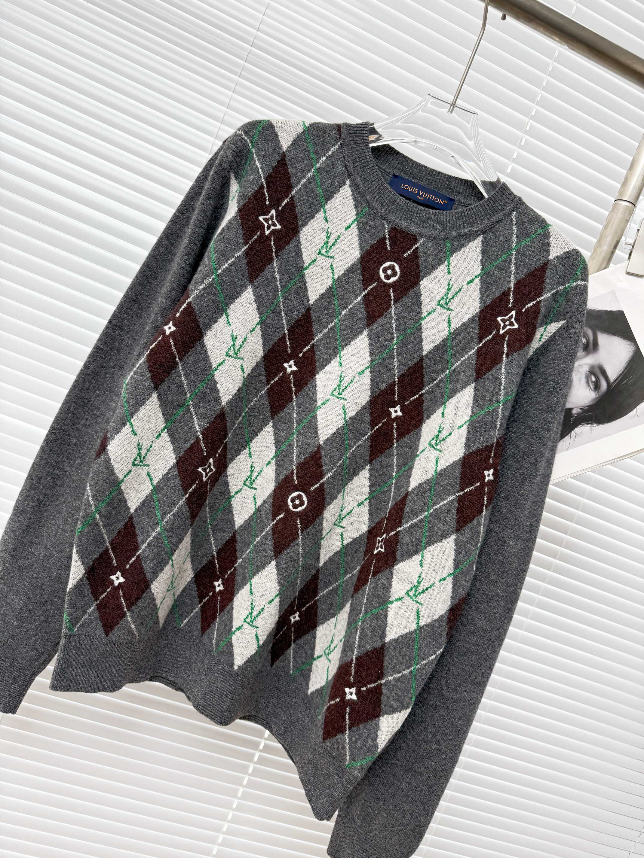 Louis Vuitton 루이비통 아가일 자카드 울 니트 스웨터 20