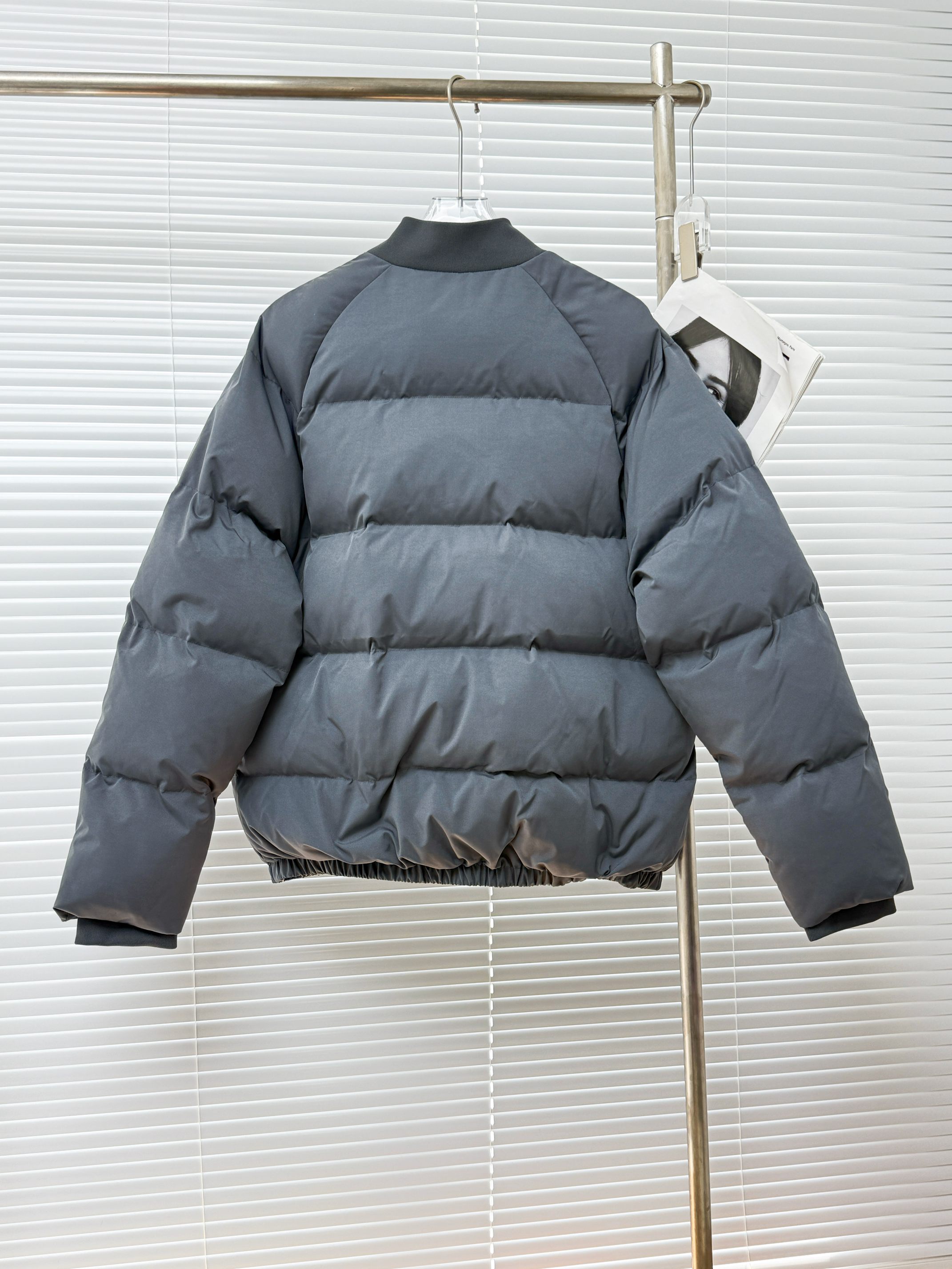 LOUIS VUITTON 루이비통 리버서블 다운 재킷 (450g 충전) 9