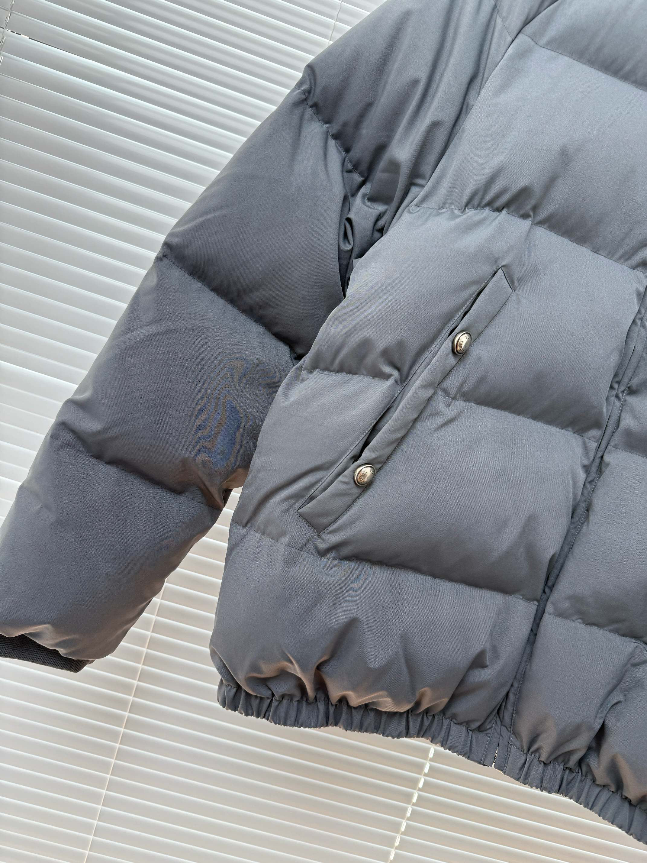 LOUIS VUITTON 루이비통 리버서블 다운 재킷 (450g 충전) 12