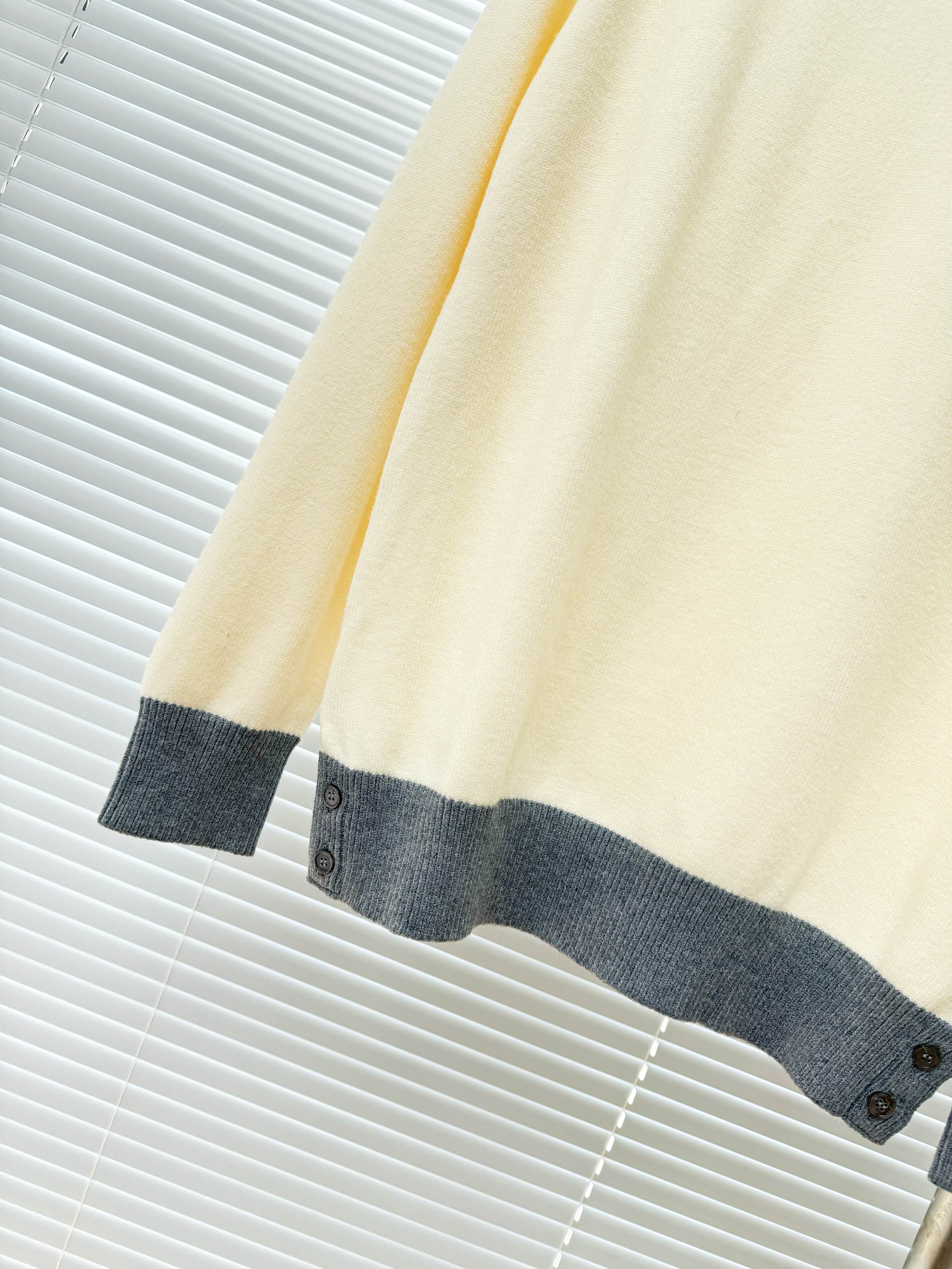 Thom Browne 톰브라운 울 블렌드 버튼 디테일 크루넥 니트 11