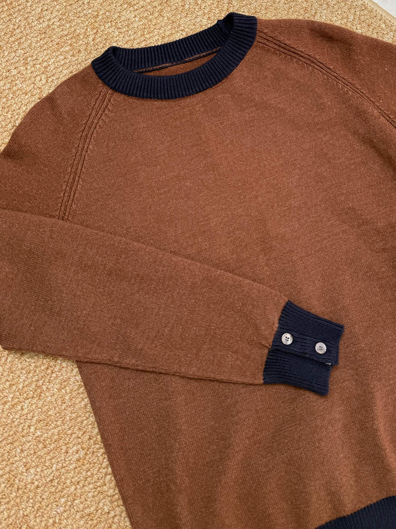 Thom Browne 톰브라운 울 블렌드 버튼 디테일 크루넥 니트 15