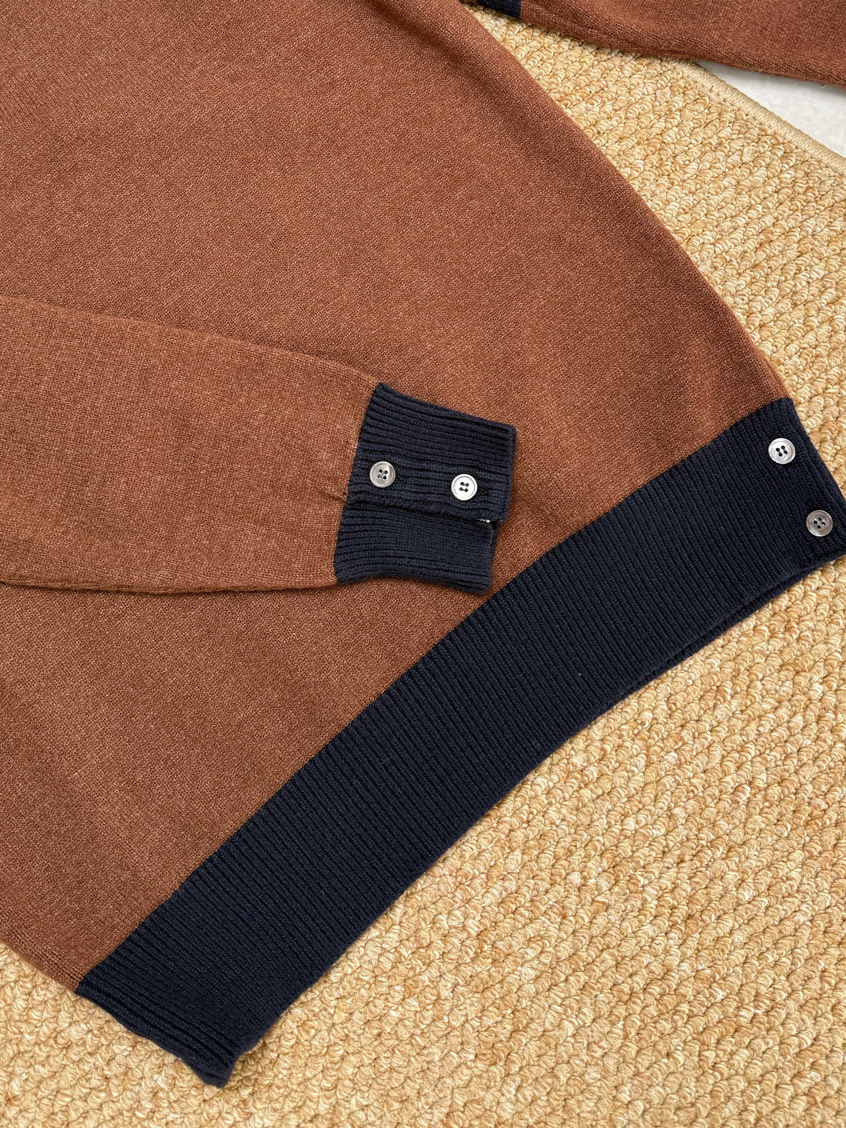 Thom Browne 톰브라운 울 블렌드 버튼 디테일 크루넥 니트 16