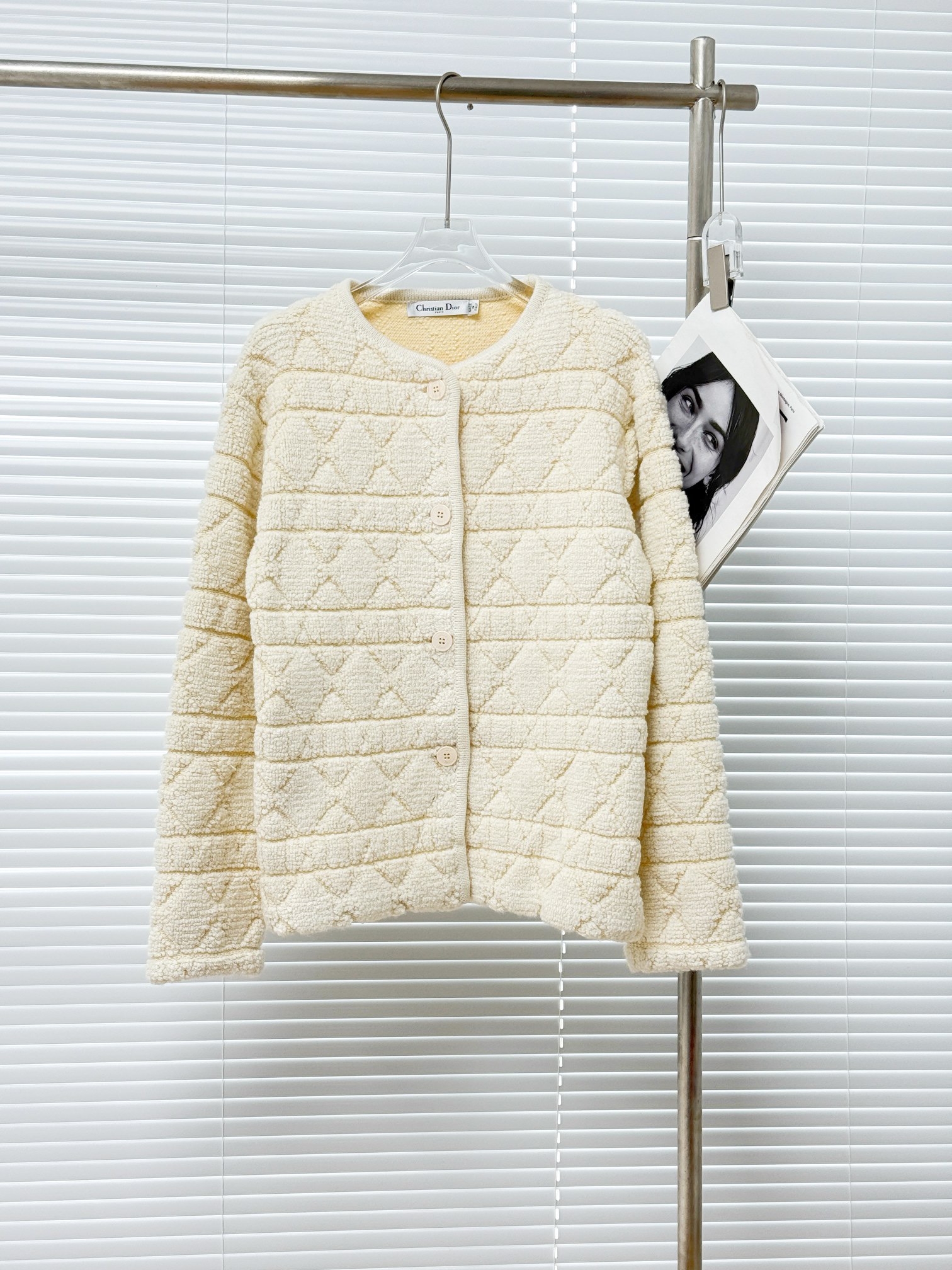 Dior 디올 퀼팅 퍼 라운드넥 가디건 11