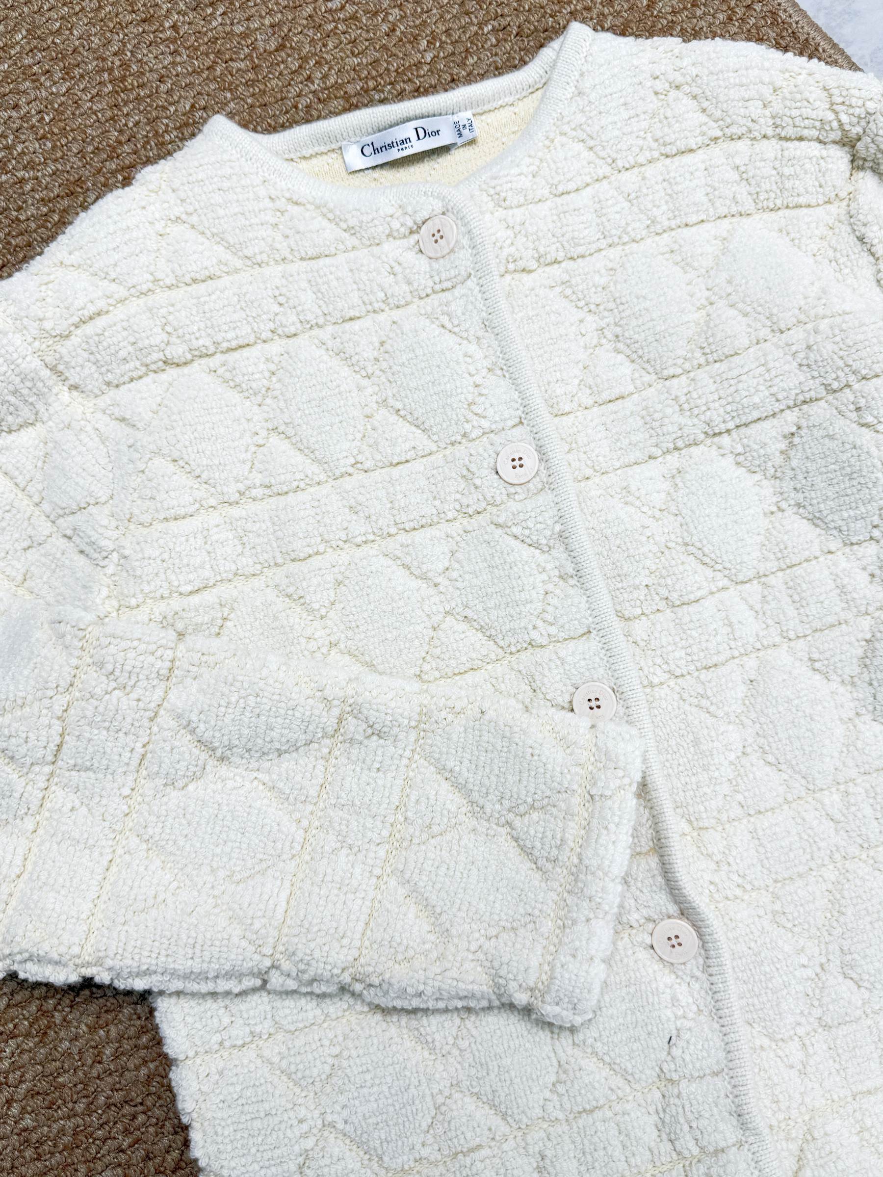 Dior 디올 퀼팅 퍼 라운드넥 가디건 16