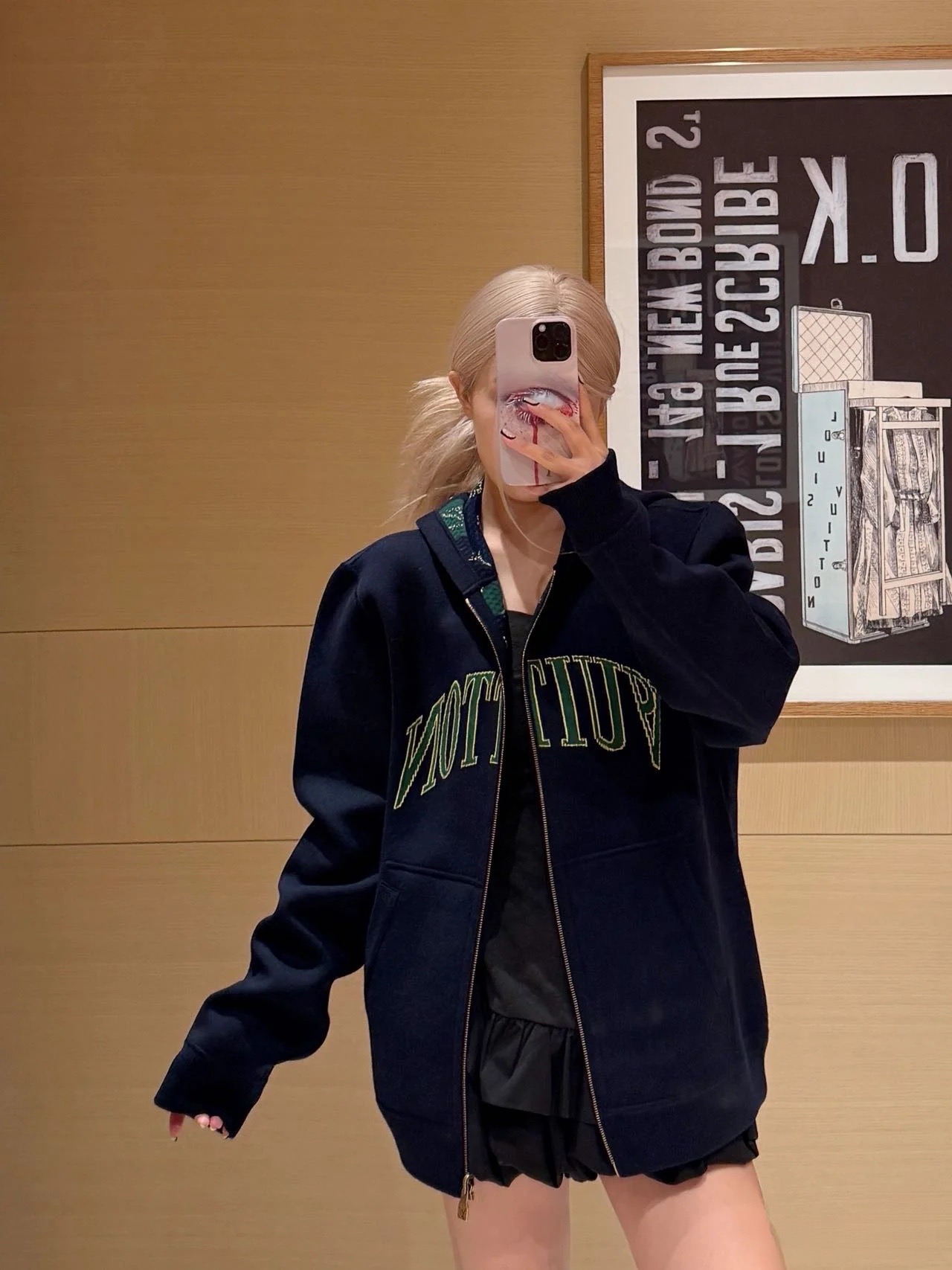 LOUIS VUITTON 루이비통 Monogram Heritage 양면 후드 니트 12