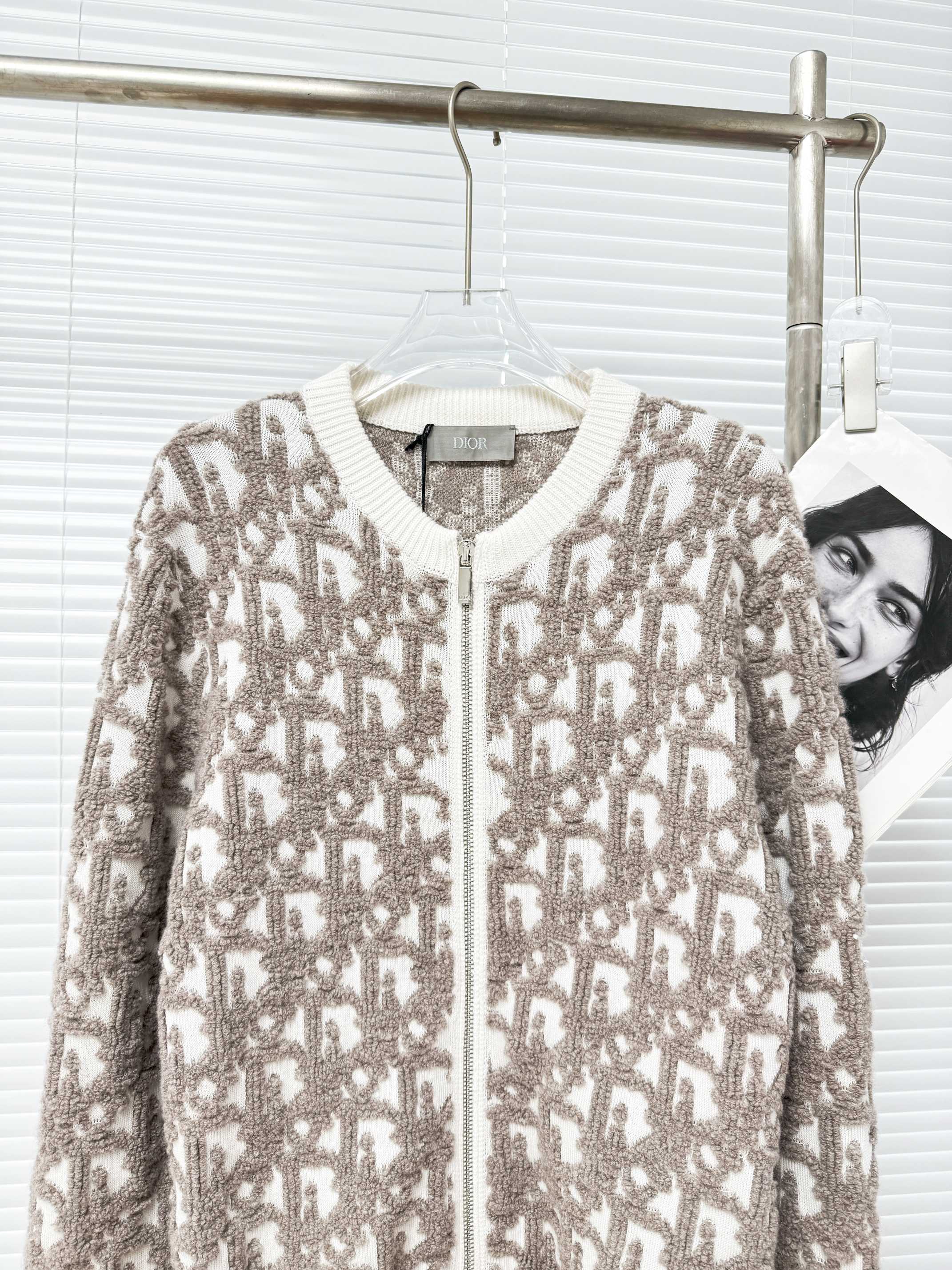 Dior 디올 오블리크 자카드 라운드 집업 가디건 13