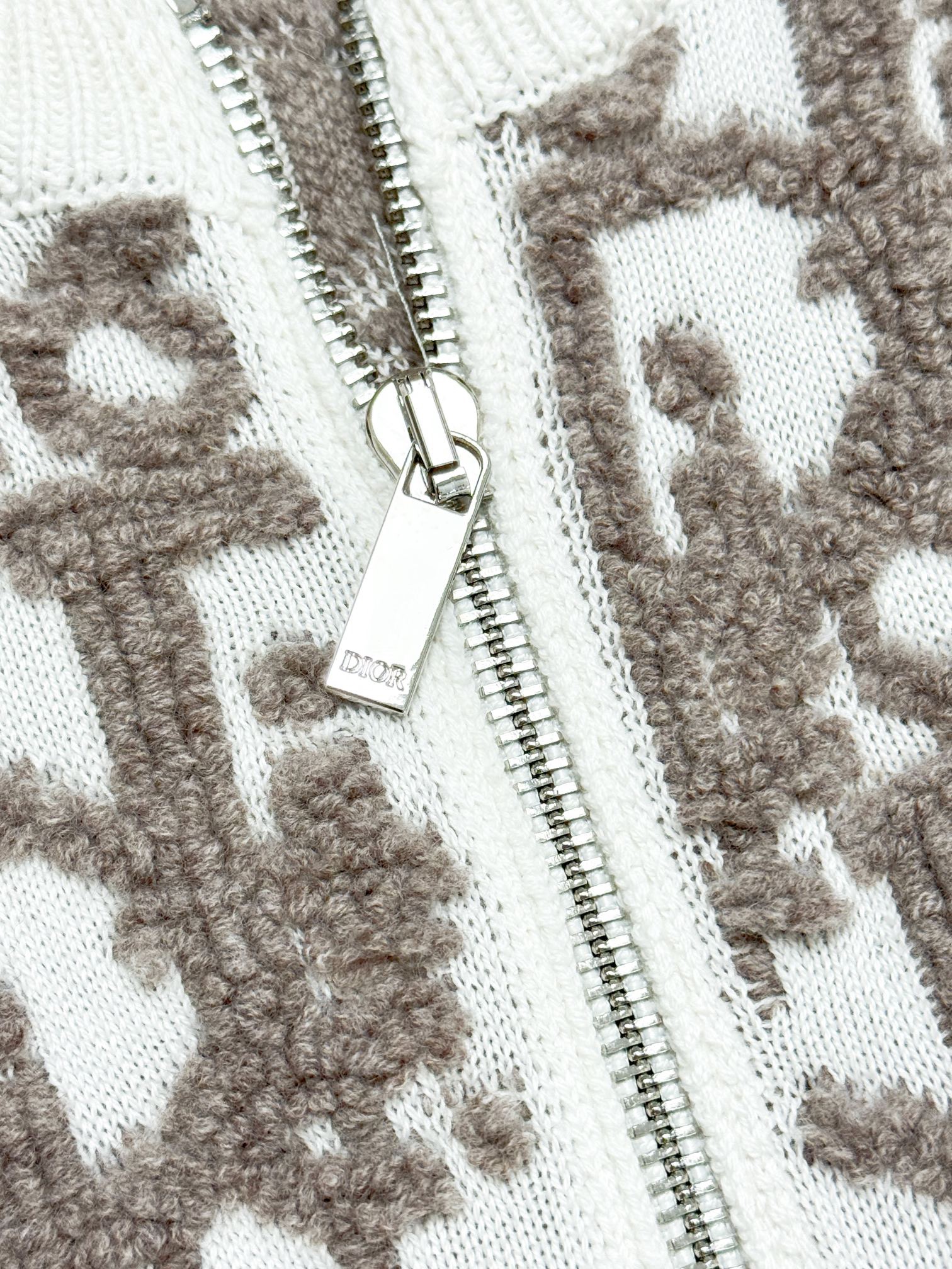 Dior 디올 오블리크 자카드 라운드 집업 가디건 18