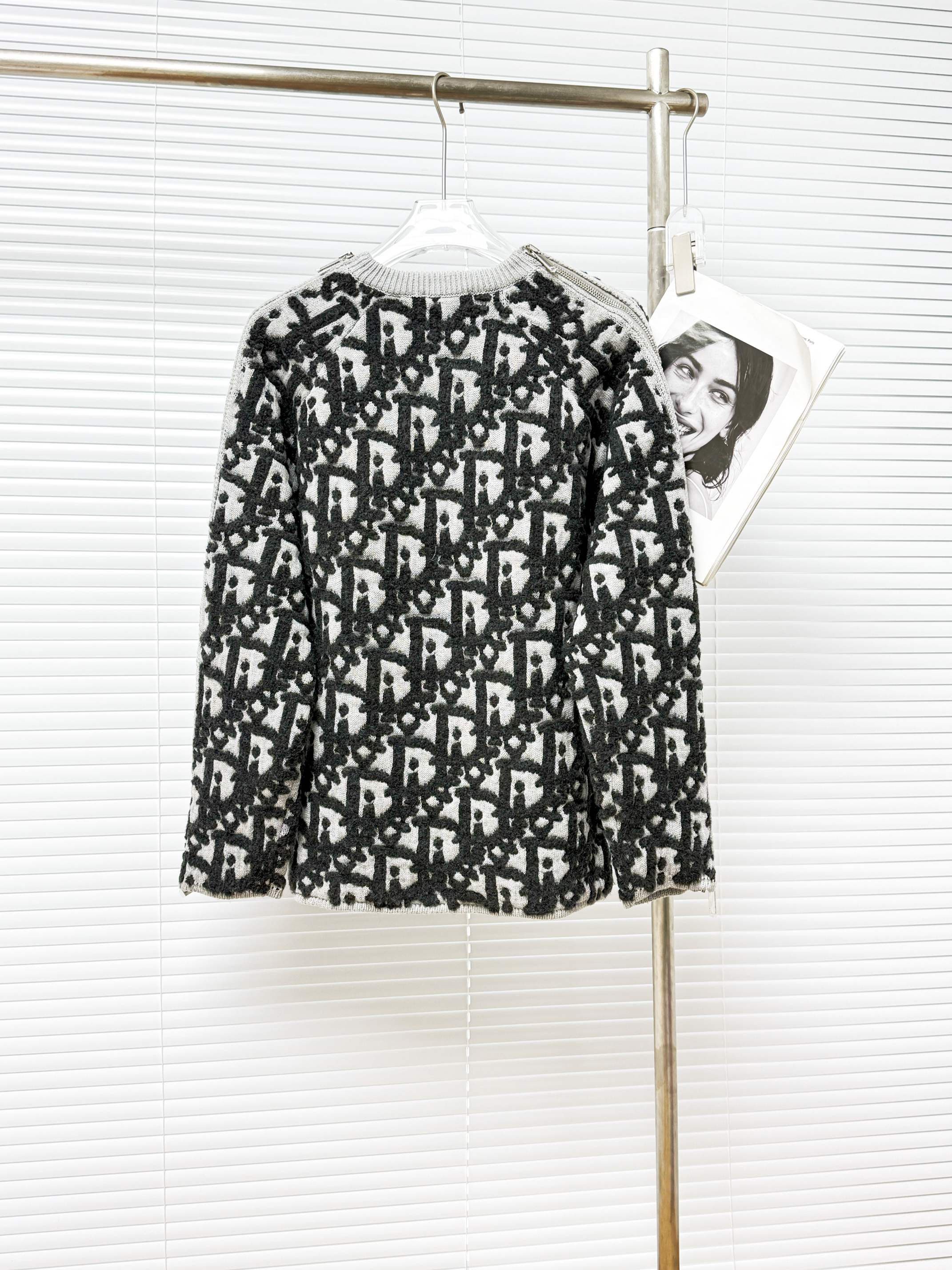 Dior 디올 양모 혼방 자카드 니트 스웨터 11