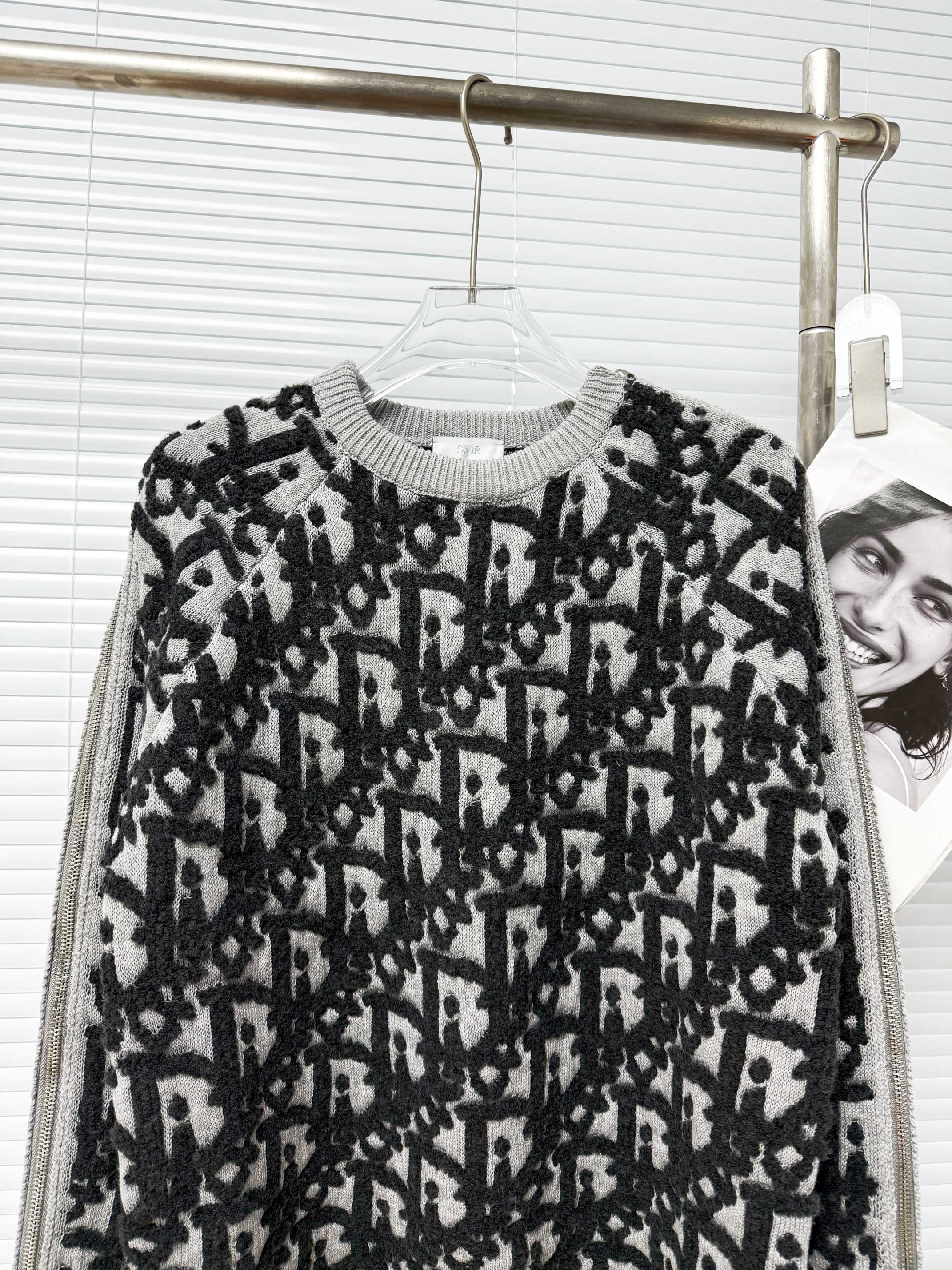 Dior 디올 양모 혼방 자카드 니트 스웨터 12