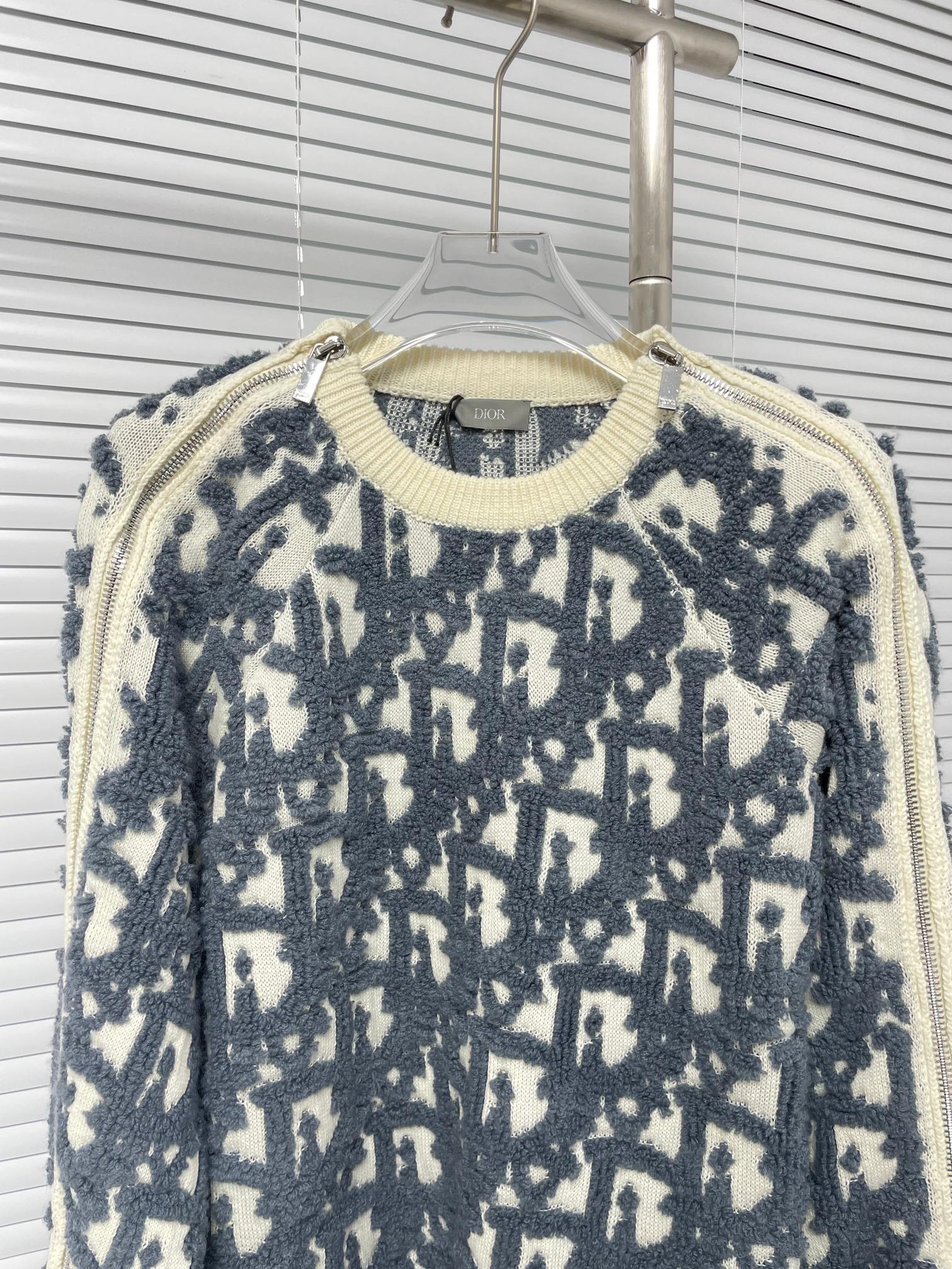 Dior 디올 양모 혼방 자카드 니트 스웨터 13
