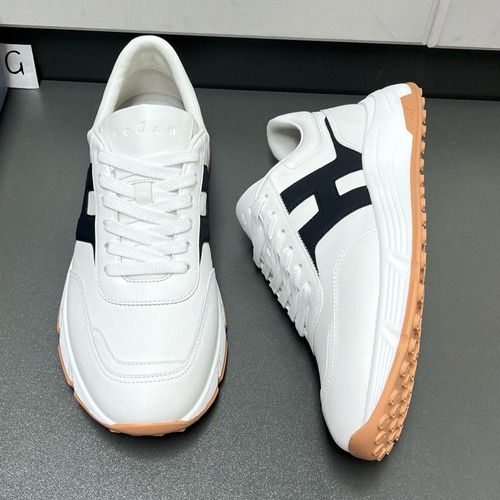 Hogan 호간 Interactive Cube 2025 남성 스웨이드 로우탑 스니커즈