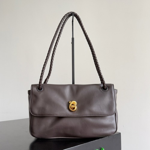 BOTTEGA VENETA 보테가베네타 매디슨 플랩 숄더백 27CM