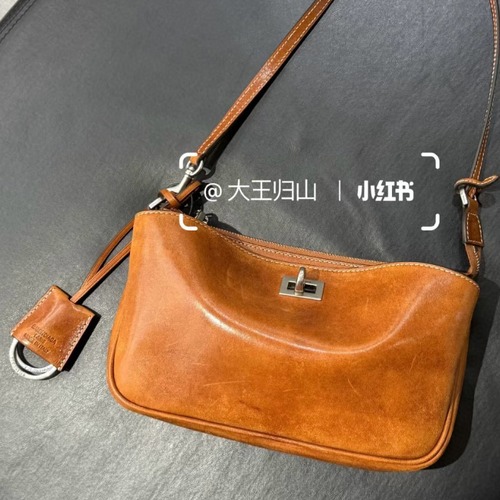 Balenciaga 발렌시아가 로데오 숄더백 22CM