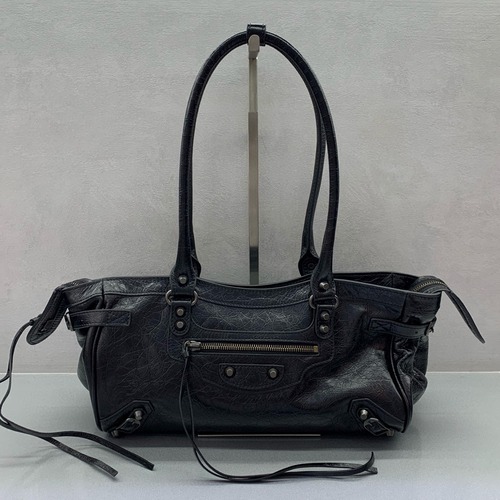 BALENCIAGA 발렌시아가 LE CITY 이스트웨스트 오일왁스 레더 숄더백 31CM