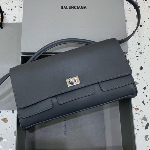 BALENCIAGA 발렌시아가 벨에어 벨 에어 클러치 플랩 백