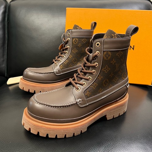 Louis Vuitton 루이비통 모노그램 브라운 레더 러그솔 앵클 부츠