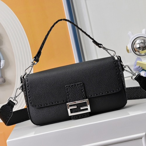 Fendi 펜디 바게트 스몰 토트백 27CM