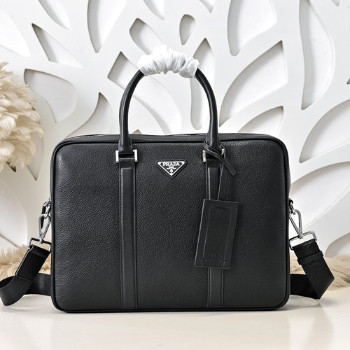 Prada 프라다 남성 소가죽 비즈니스 브리프케이스 38CM