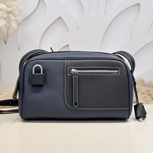 Hermes 에르메스 남성 소가죽 크로스바디 숄더백 네이비 28CM