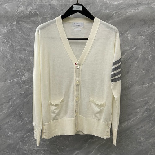 Thom Browne 톰브라운 사선 스트라이프 V넥 가디건 니트