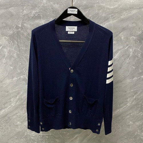 Thom Browne 톰브라운 사선 스트라이프 V넥 가디건 니트