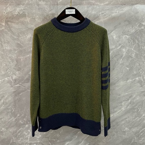 Thom Browne 톰브라운 사선 완장 스트라이프 울 니트 스웨터