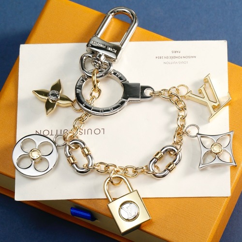 Louis Vuitton 루이비통 모노그램 플라워 참 키홀더 브레이슬릿