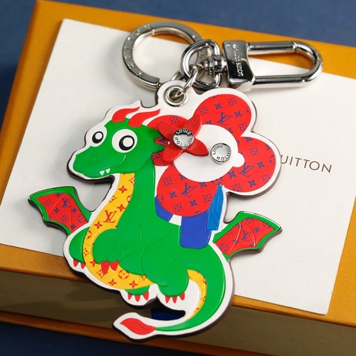Louis Vuitton 루이비통 드래곤 모티프 키링 참