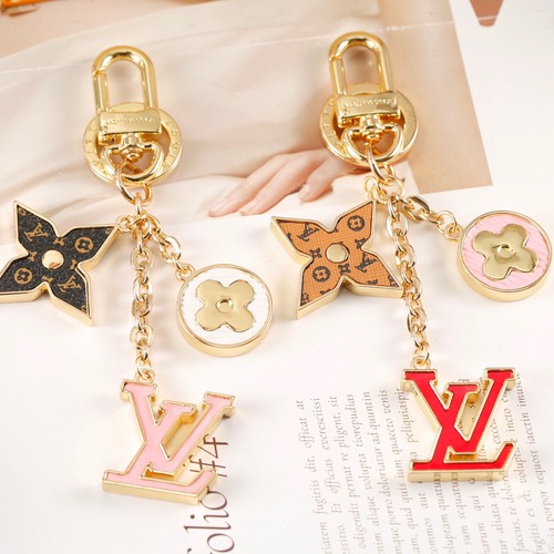 Louis Vuitton 루이비통 모노그램 플라워 LV 로고 참 키링