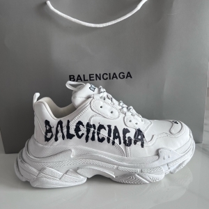 Balenciaga 발렌시아가 2025 트리플 S 스니커즈 (남녀공용) (2색) (7월)