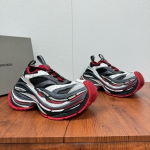 Balenciaga 발렌시아가 2025 플랫폼 리듀스드 스니커즈 (남녀공용) (3색) (4월)