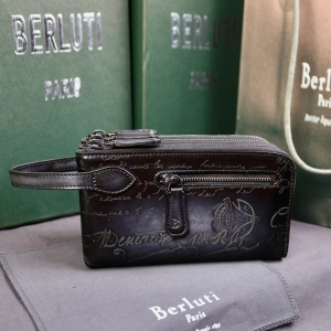Berluti 벨루티 2022 MEN'S 트리와 스크리토 클러치백 20CM