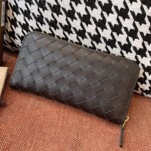 35.5cm 보테가 베네타 브리프케이스 (3월) 2025